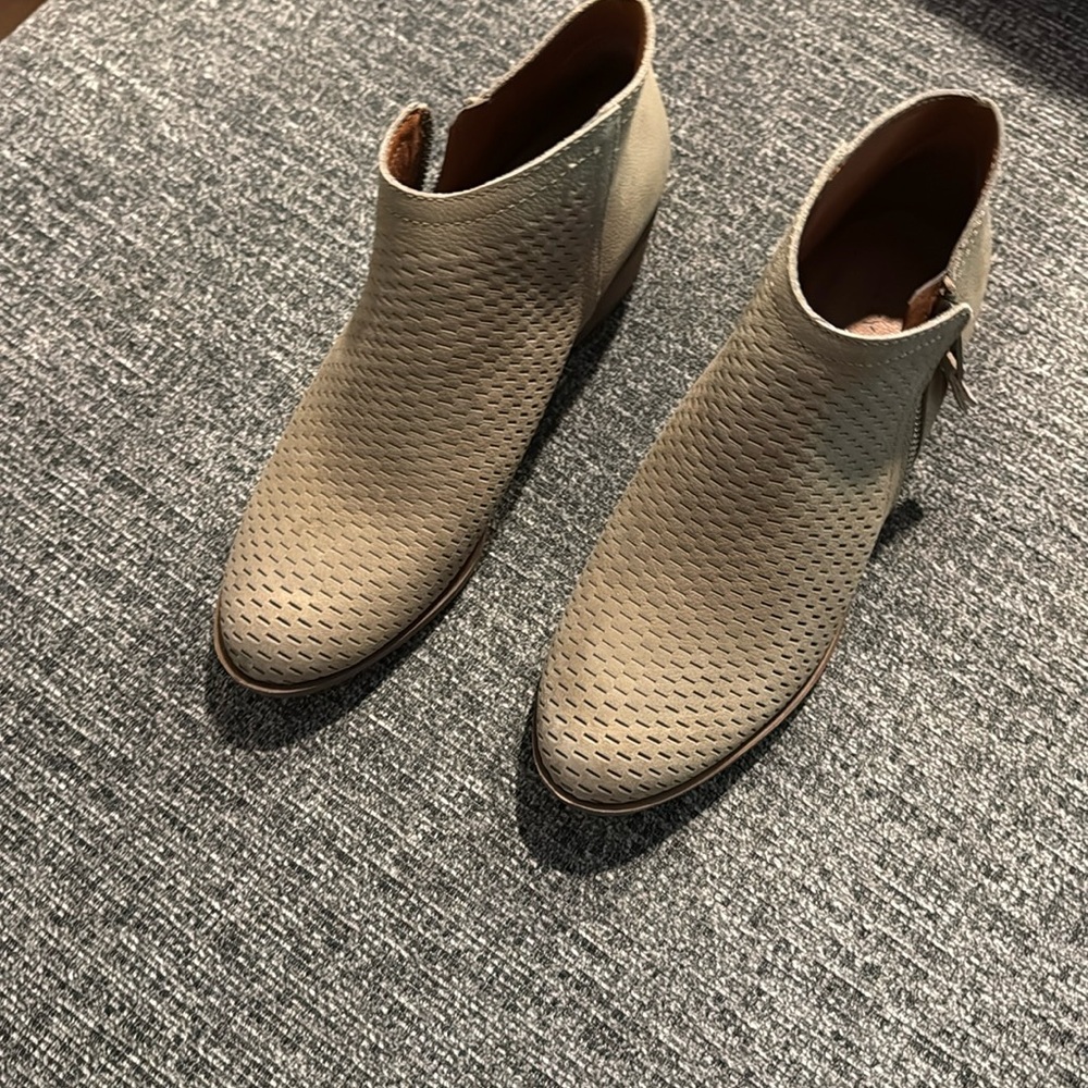 COPY - Lucky booties